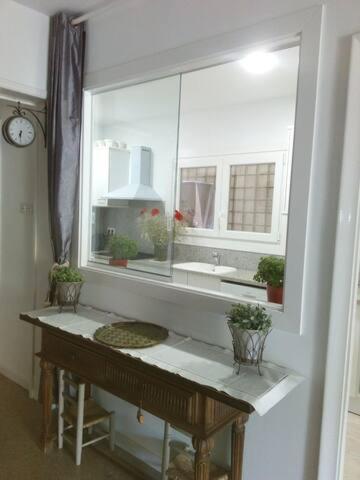 Chambres D'Hotes Chez Catherine A Reus Chambre De Paris Avec Salle De Bains Privee 外观 照片